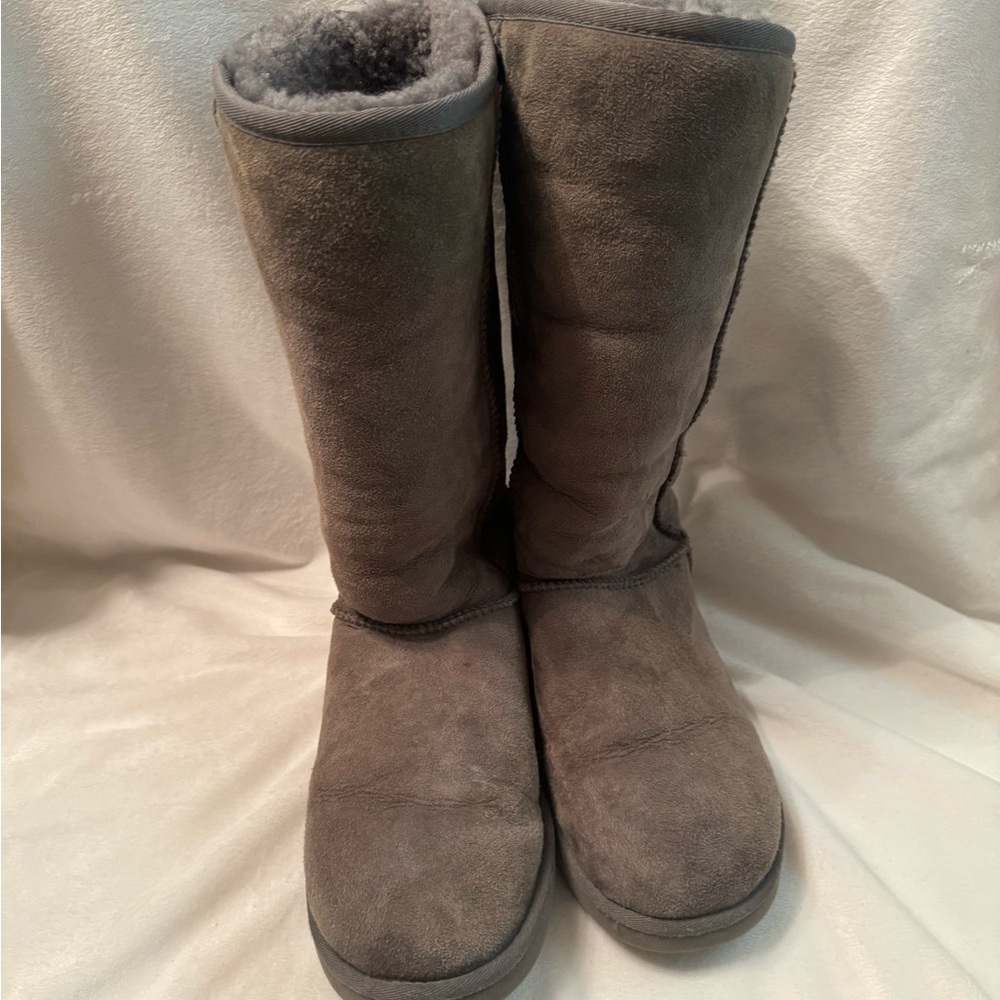 Gently Used Grey Ugg Boots Classic Tall Size US 8